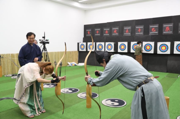 乐鱼体育网页-传统射箭技艺比赛，古老技艺的现代呈现