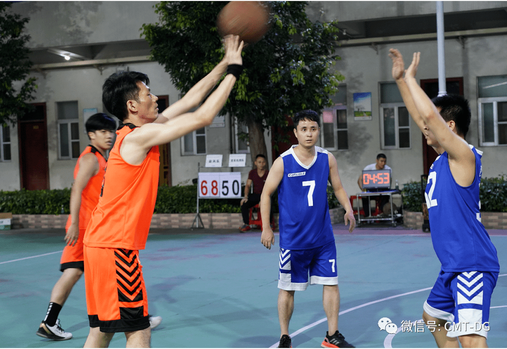 关于明星对决:张伟砍下30+,成为场上最大亮点!的信息 关于明星对决:张伟砍下30+,成为场上最大亮点!的信息